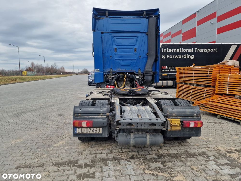 Mercedes-Benz actros - 6