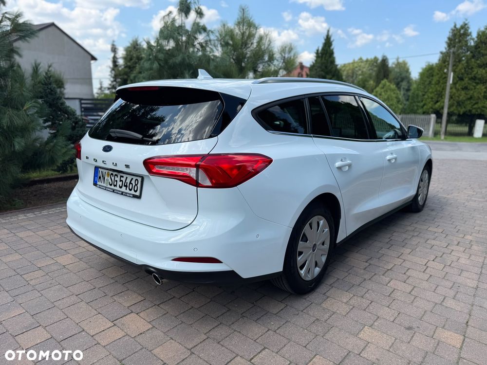 Ford Focus 2.0 EcoBlue Active Business - 4