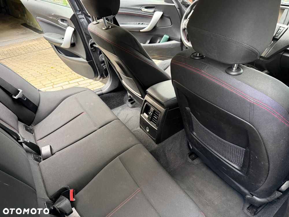 BMW Seria 1 116i Sport Line - 12