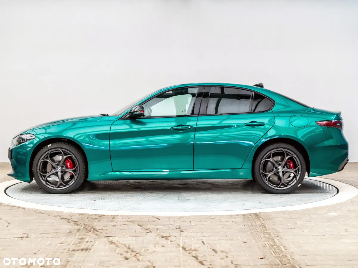 Alfa Romeo Giulia - 2