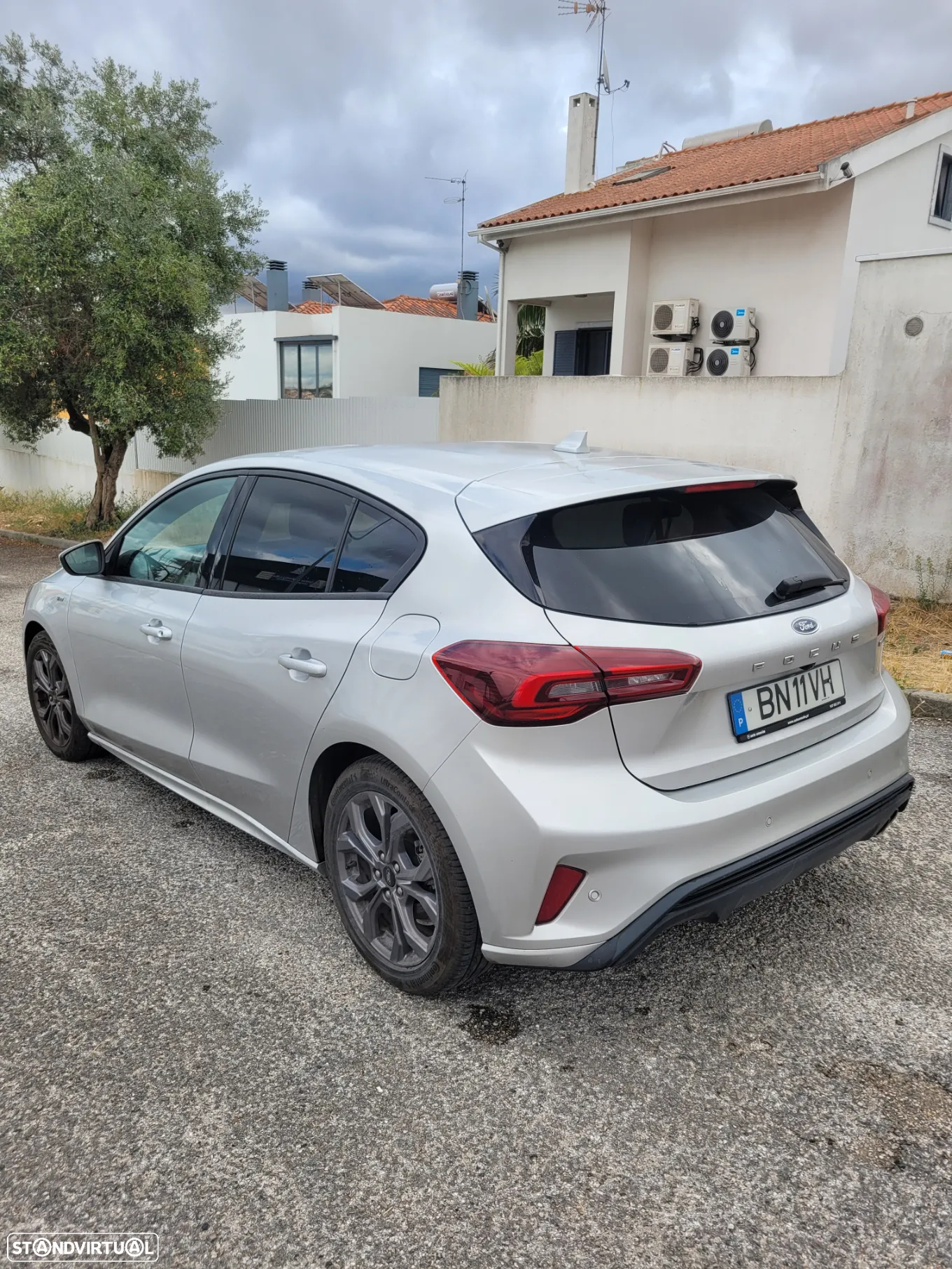 Ford Focus 1.0 EcoBoost Hybrid Aut. ST-LINE - 12