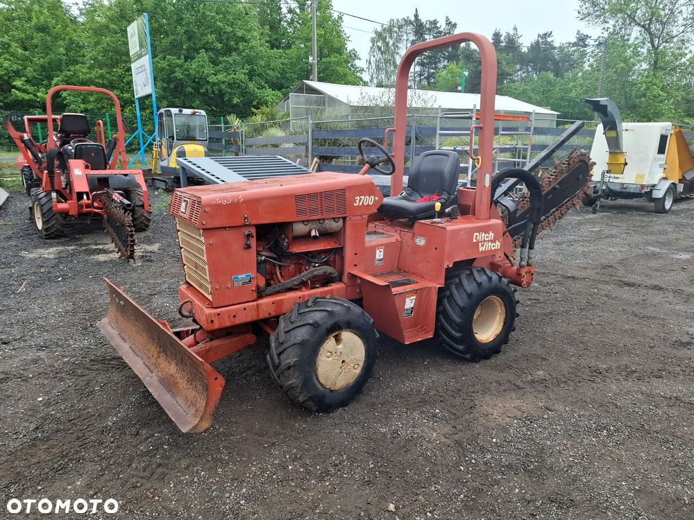 Koparka  łańcuchowa Ditch Witch - 2