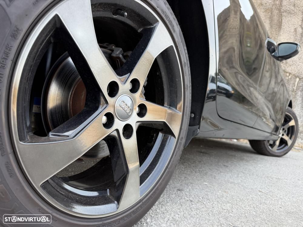 Audi A3 Limousine 30 TFSI S tronic sport - 14