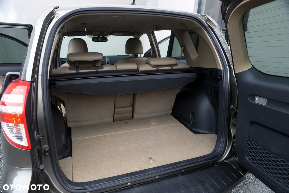 Toyota RAV4 2.0 VVT-i Premium MS - 22