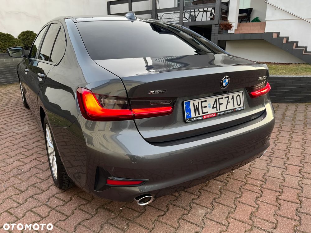 BMW Seria 3 320i xDrive - 7