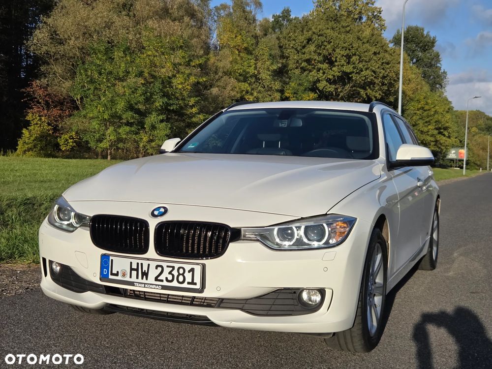 BMW Seria 3 318d xDrive - 1