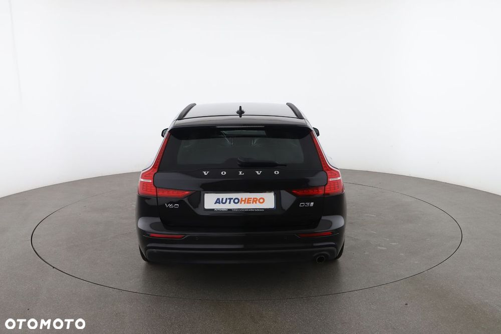 Volvo V60 D3 Geartronic R-Design - 15