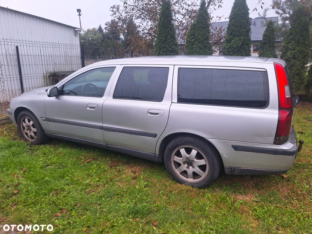 Volvo V70 2.4D5 - 11
