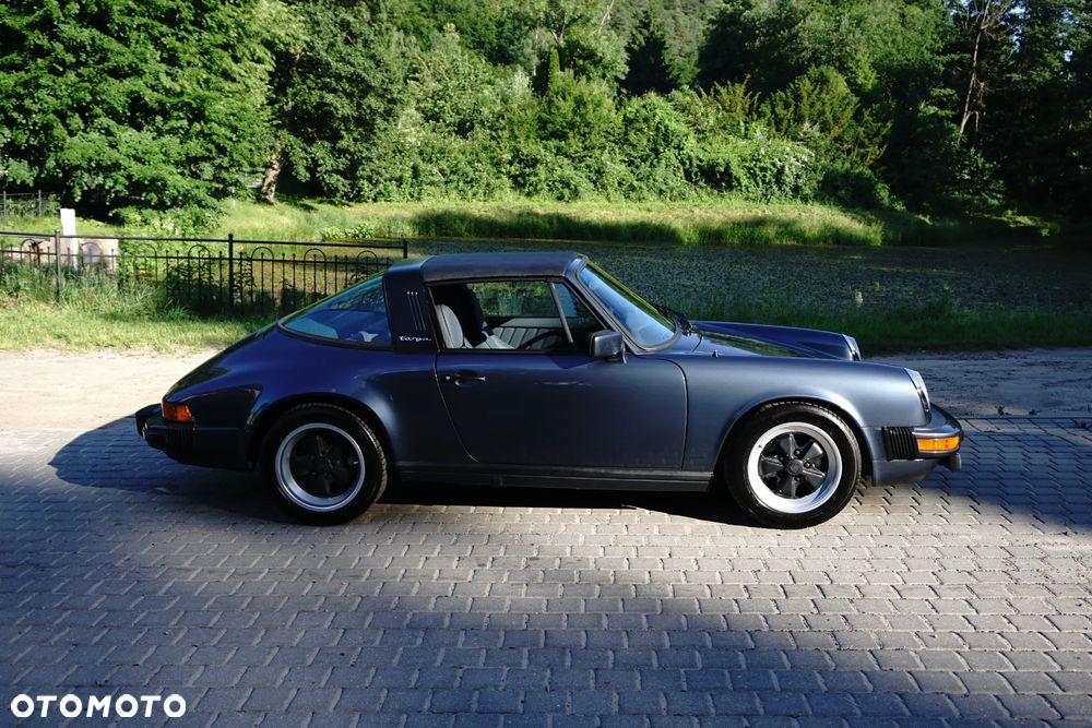 Porsche 911 - 17