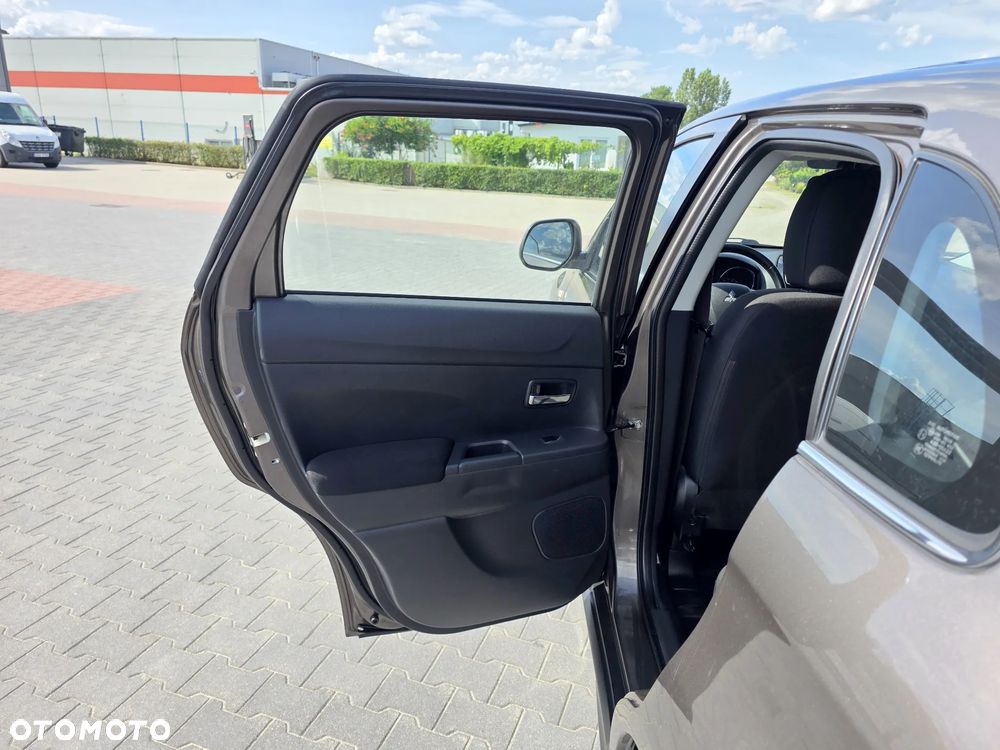 Mitsubishi ASX 1.6 2WD Plus - 9