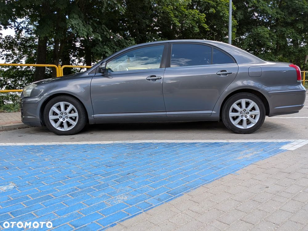 Toyota Avensis 2.0 D-4D Sol - 7