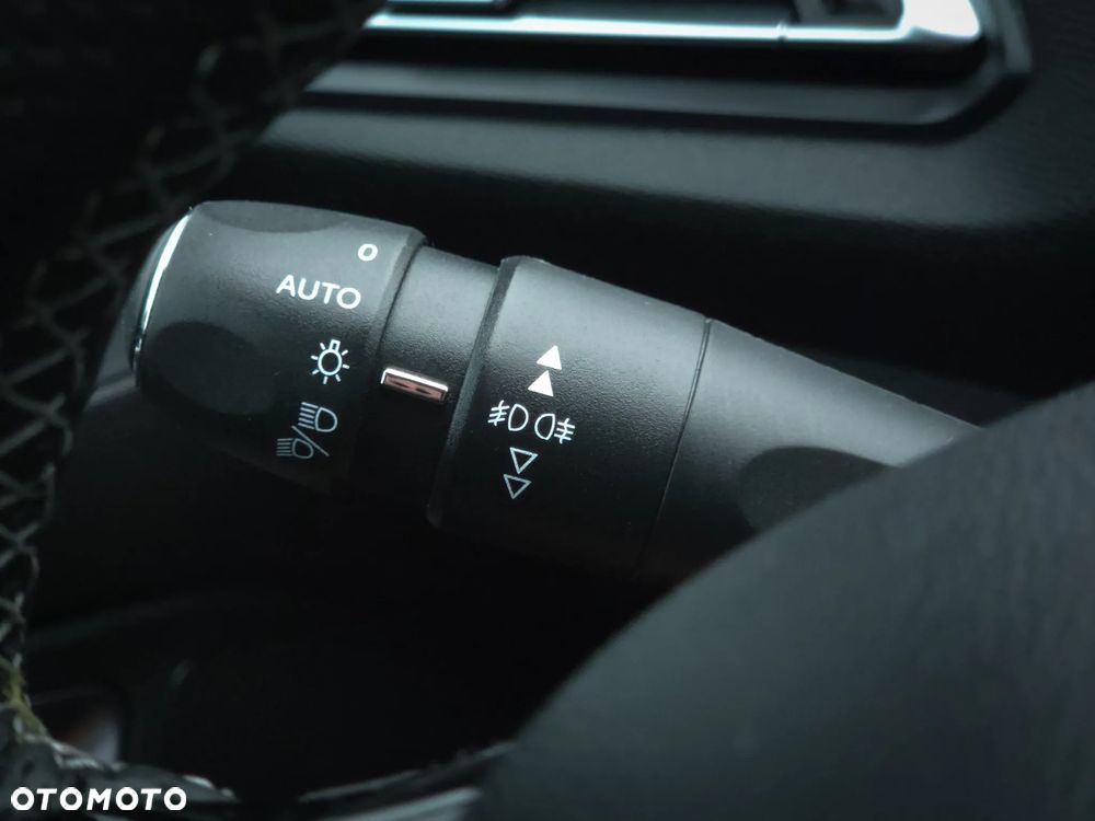 Peugeot 308 BlueHDi 130 Stop & Start Active Business-Paket - 20