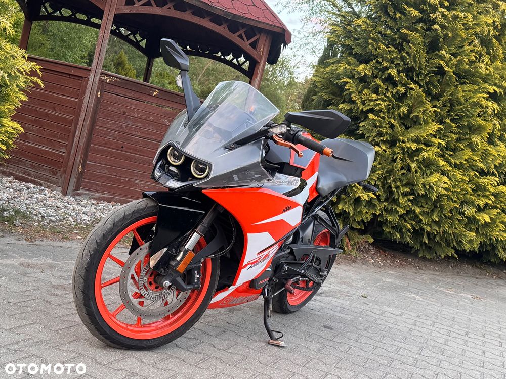 KTM RC 125 - 1