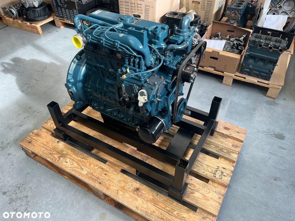 KUBOTA V2403 - 5