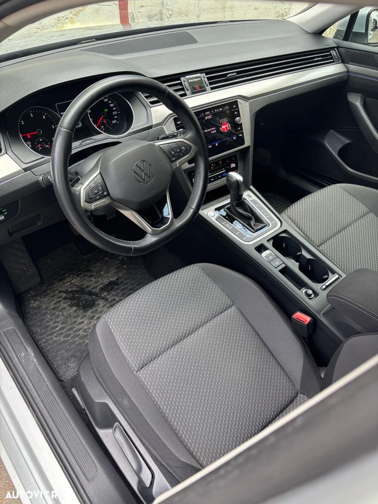 Volkswagen Passat 2.0 TDI DSG Comfortline - 10