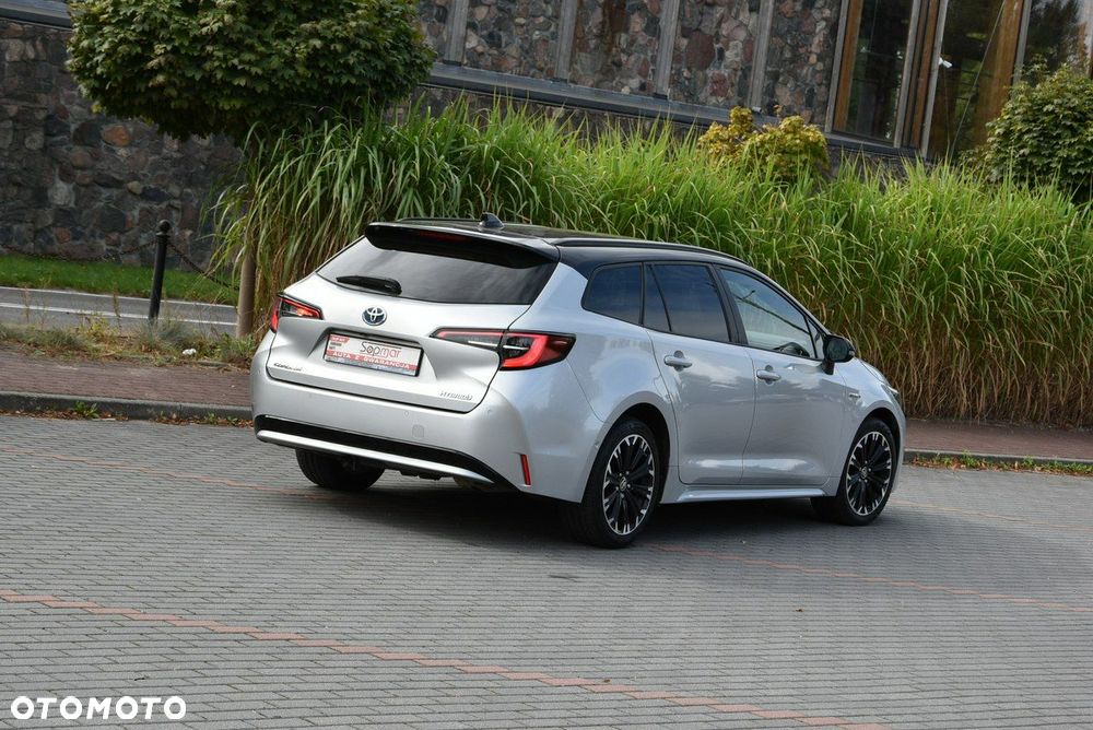 Toyota Corolla - 8