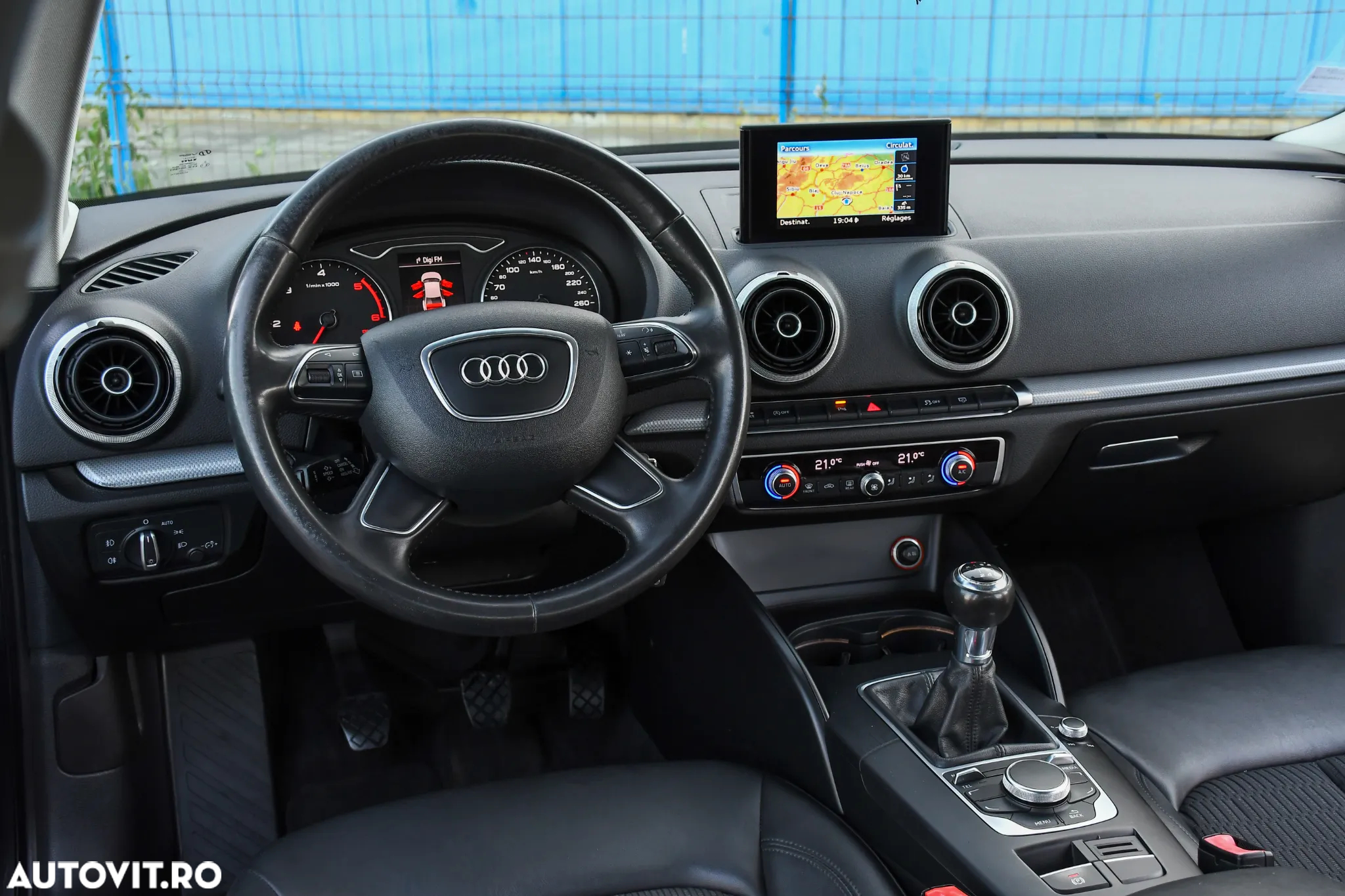 Audi A3 Sportback 2.0 TDI Ambition - 2