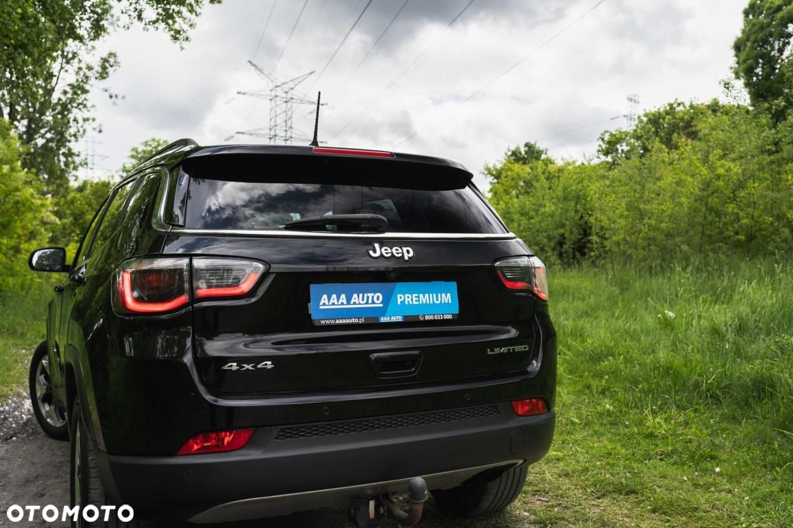 Jeep Compass - 12