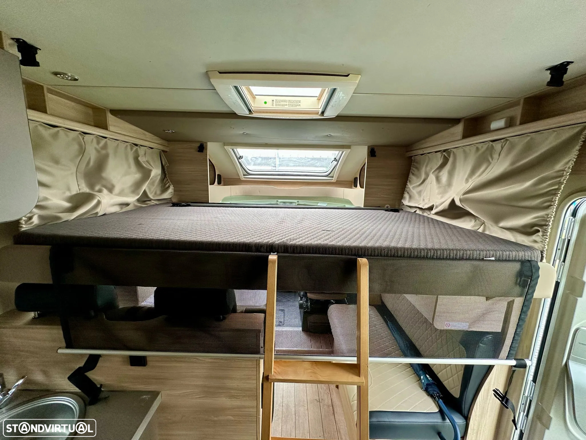Weinsberg Carabus 2.3 *6 dormidas* / *chuveiro separado* - 19