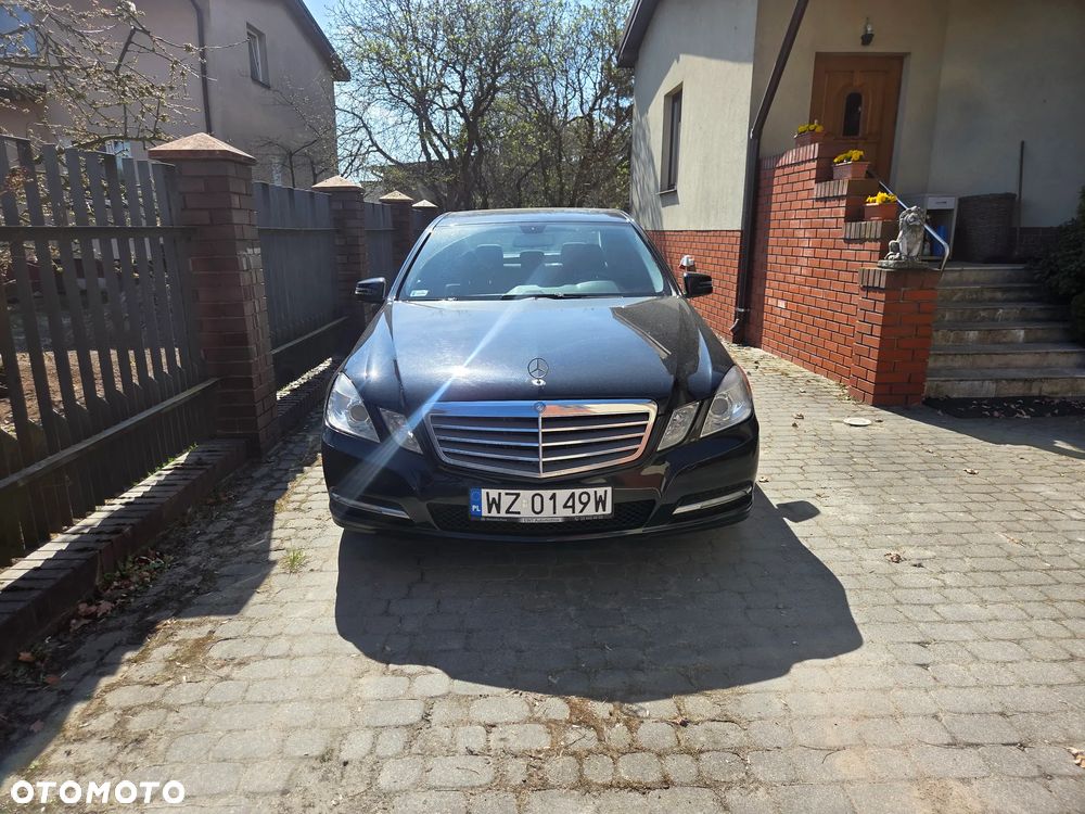 Mercedes-Benz Klasa E 220 CDI BlueEff - 1