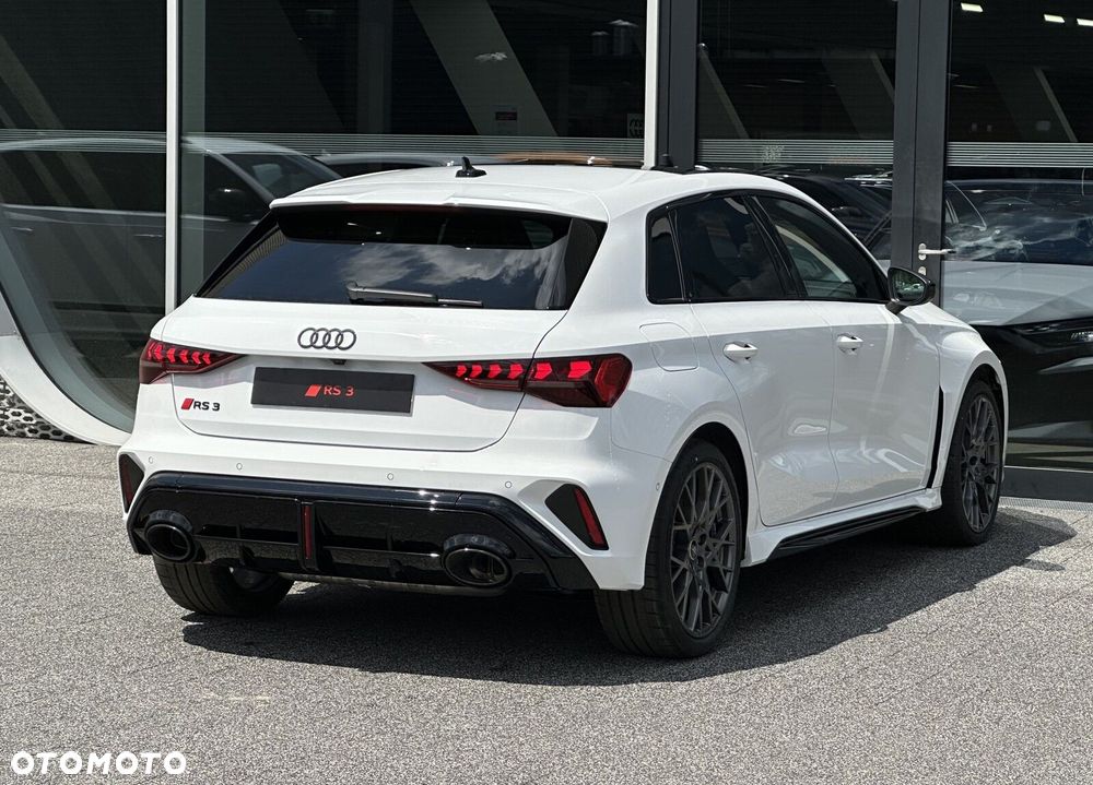 Audi RS3 Sportback - 7