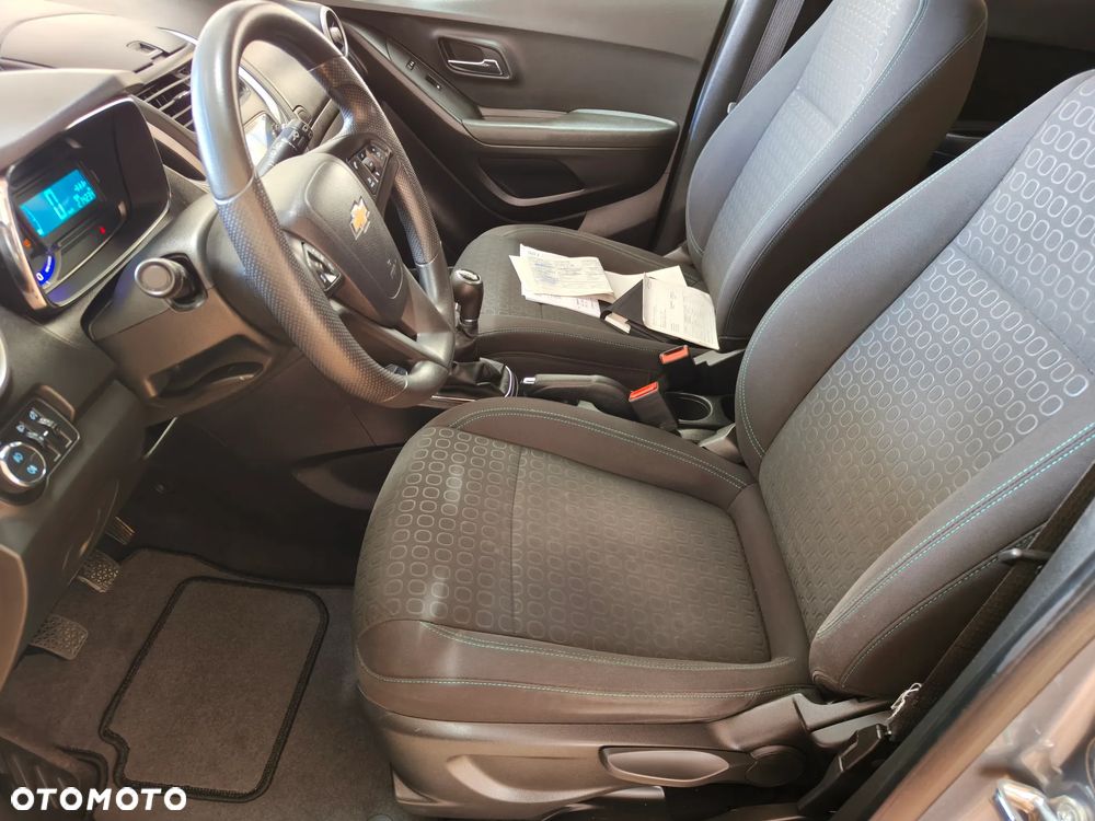 Chevrolet Trax 1.4 T LS - 9