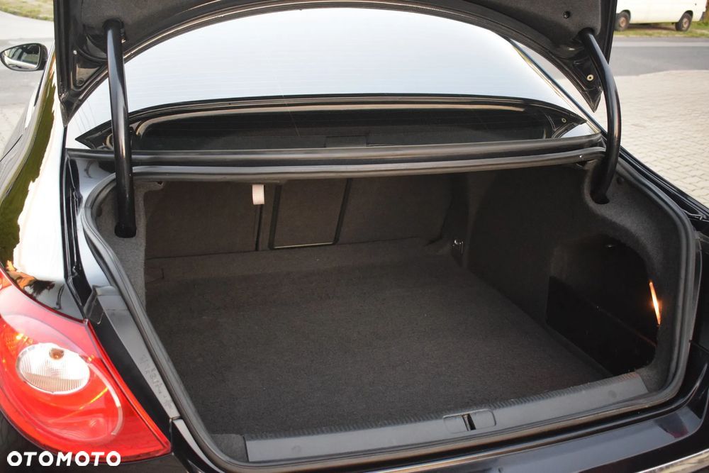 Volkswagen Passat CC 2.0 TDI DPF - 10