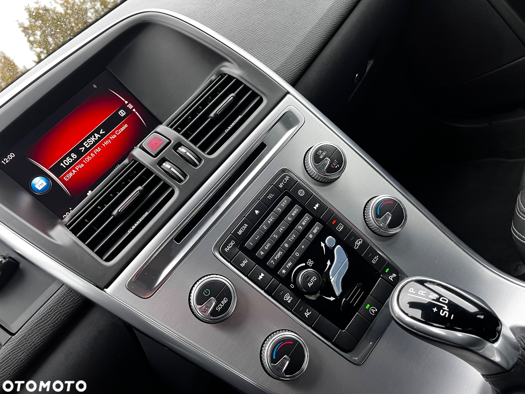 Volvo XC 60 D3 Drive-E Momentum - 37