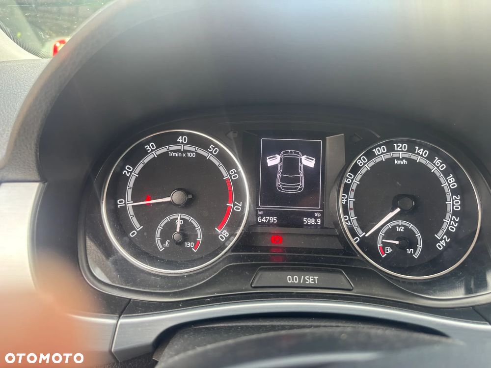 Skoda Fabia 1.0 TSI Ambition - 13