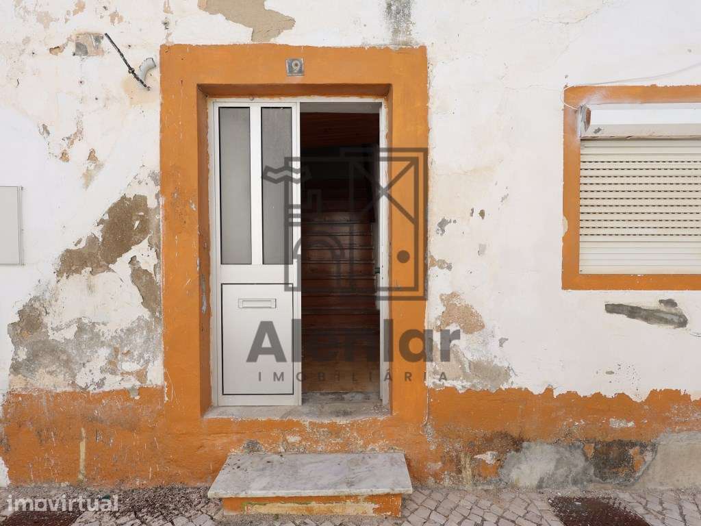 Prédio para Reabilitação no Centro Histórico de Alenquer - Grande imagem: 4/42