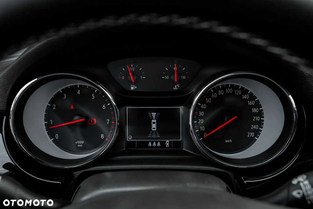 Opel Astra 1.4 Turbo Start/Stop Innovation - 26
