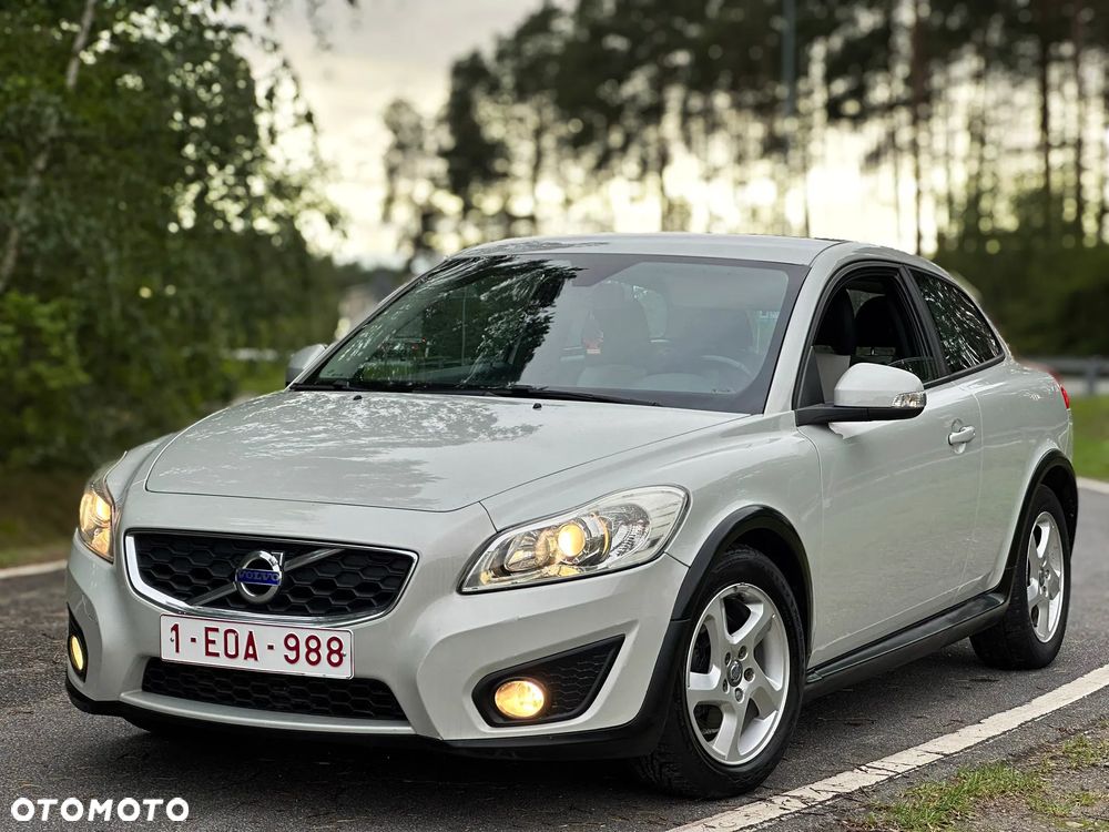 Volvo C30 D2 Momentum - 4