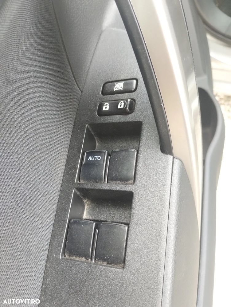 Toyota Corolla 1.6 Valvematic Sol - 15