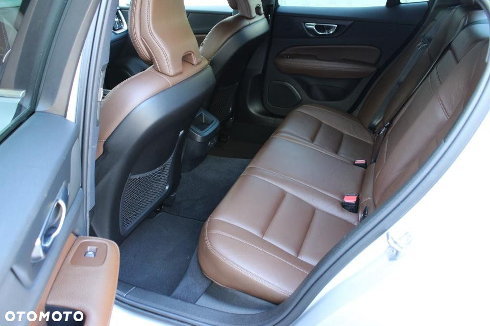 Volvo S60 - 10
