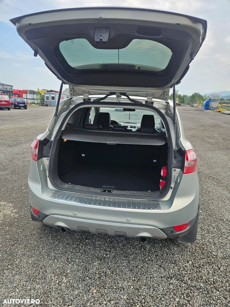 Ford Kuga 2.0 TDCi 4x4 Titanium - 6