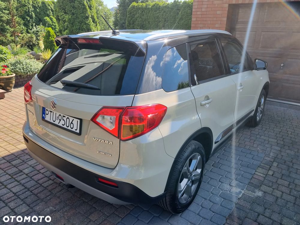 Suzuki Vitara 1.6 (4x4) Allgrip Comfort+ - 11
