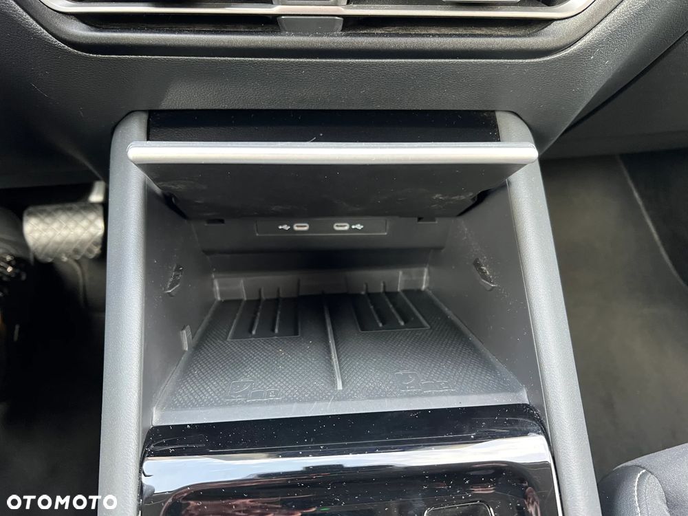 Volkswagen Tiguan 1.5 TSI EVO Elegance DSG - 17