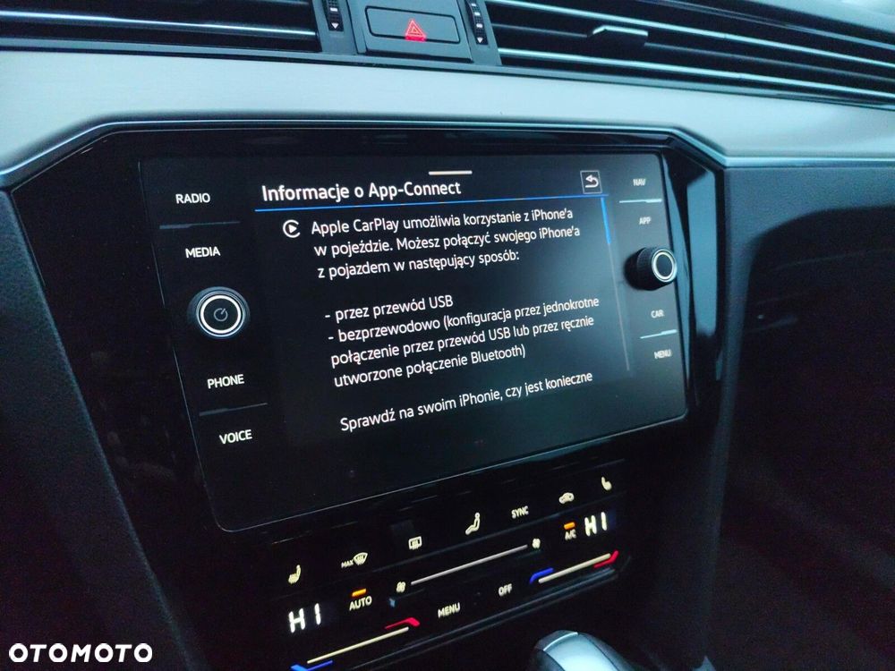 Volkswagen Passat - 25