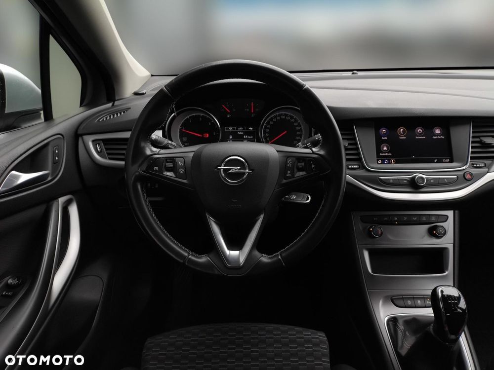 Opel Astra - 25