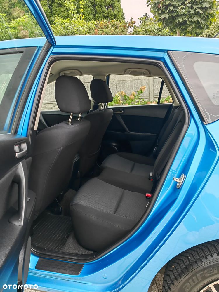 Mazda 3 - 5
