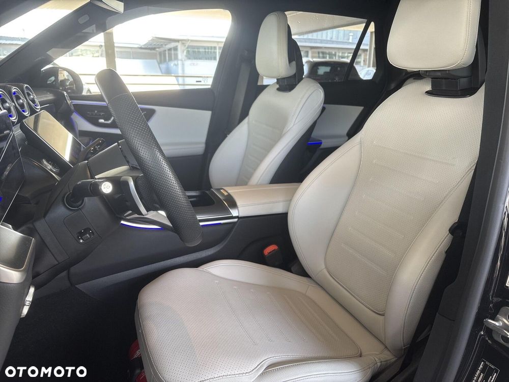 Mercedes-Benz GLC - 15