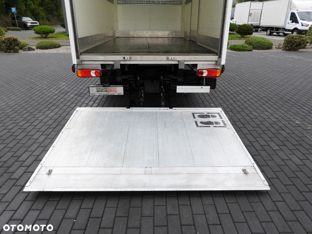 Renault MASTER KONTENER WINDA 8 PALET TEMPOMAT LEDY KLIMATYZACJA  145KM - 24