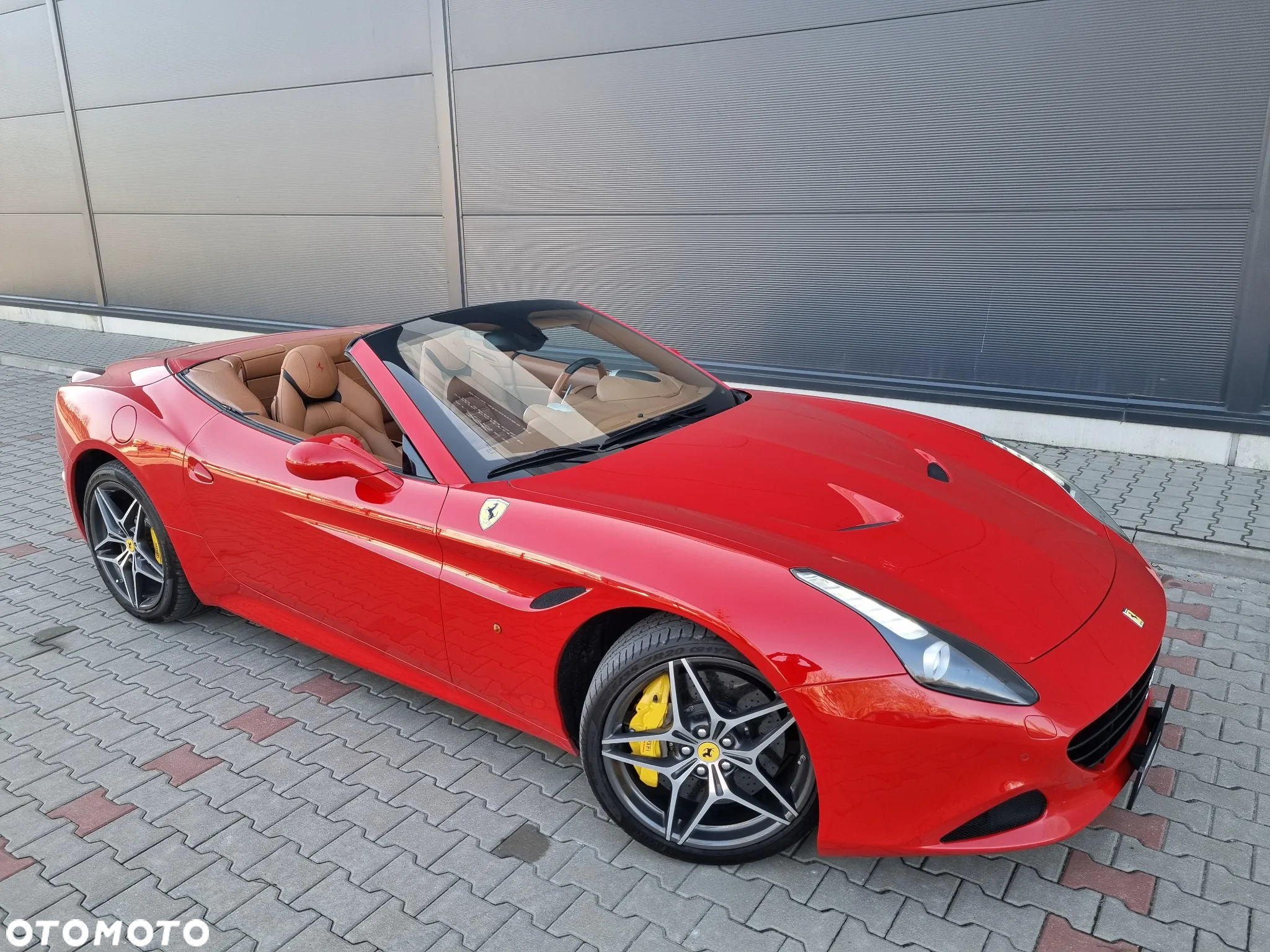 Ferrari California T - 3