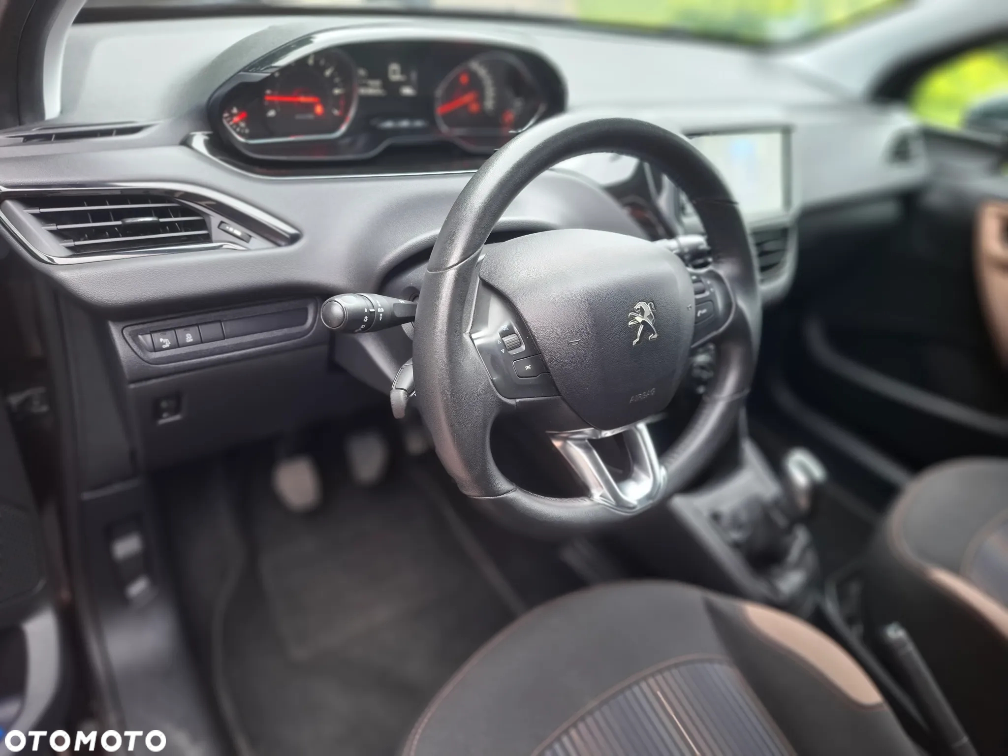 Peugeot 208 1.2 PureTech Active - 6