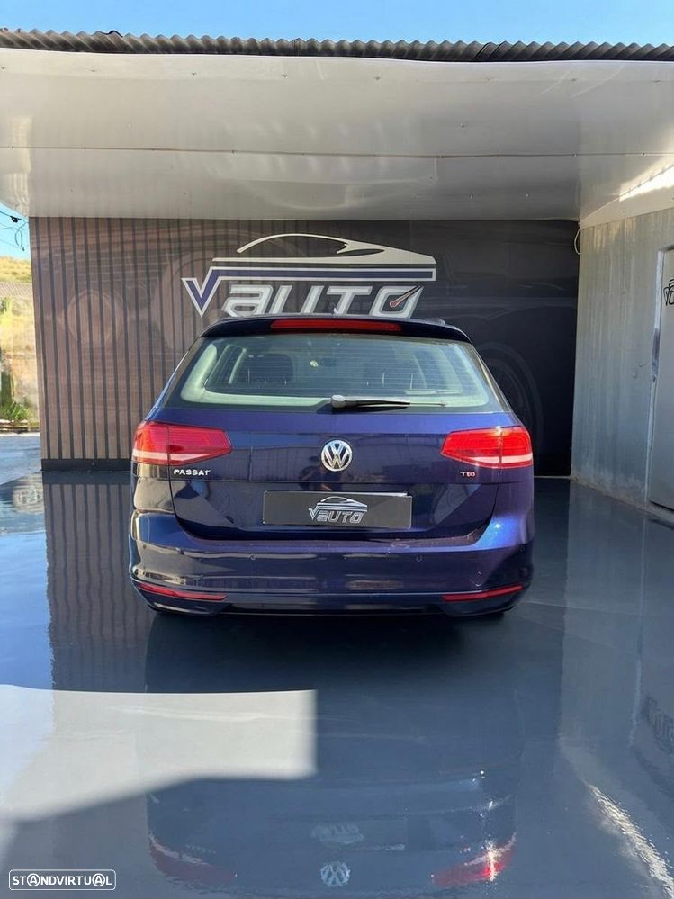 VW Passat 1.6 TDI (BlueMotion ) Trendline - 6