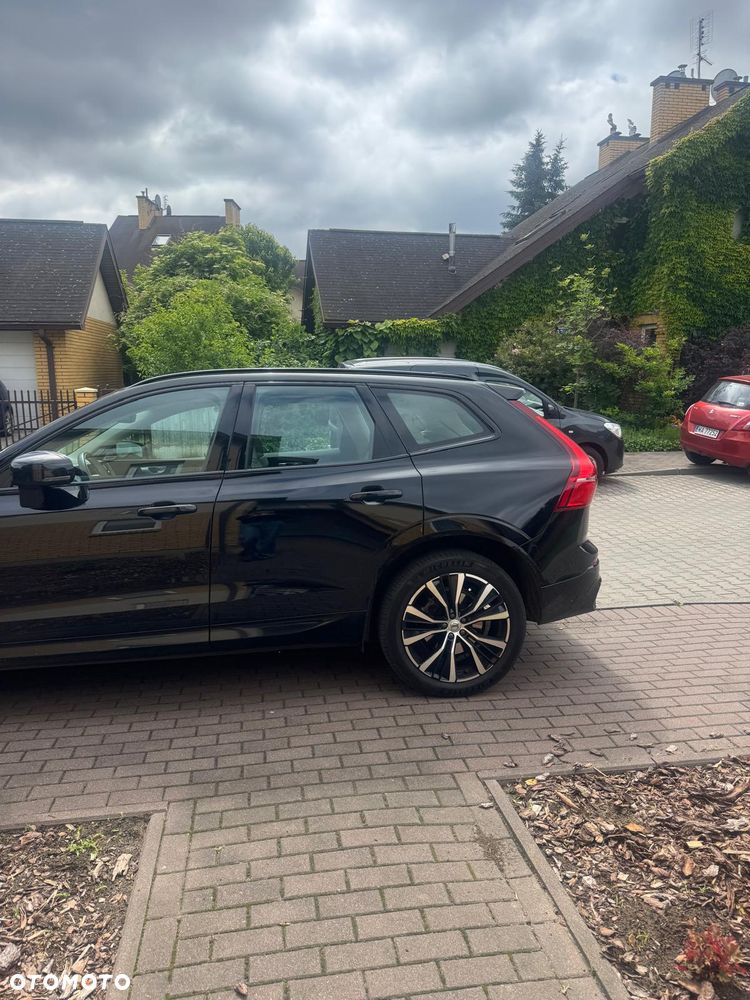Volvo XC 60 B4 B Plus Dark - 14