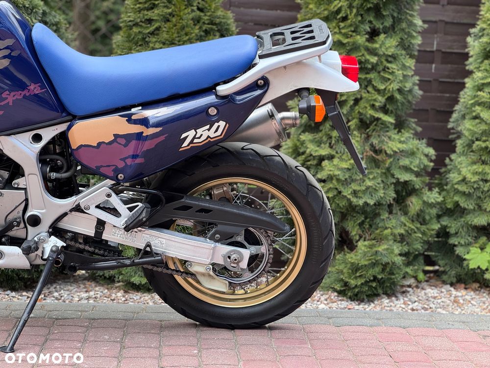 Honda XRV - 20