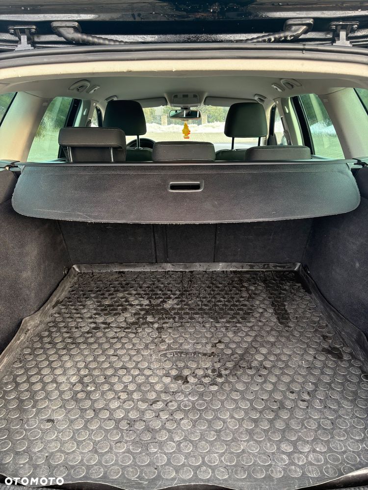 Volkswagen Golf Variant 2.0 TDI DPF Style - 6