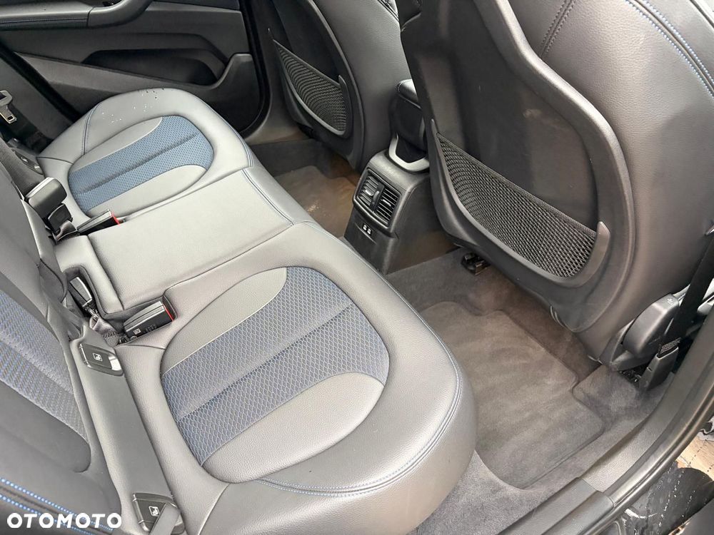 BMW X1 - 13