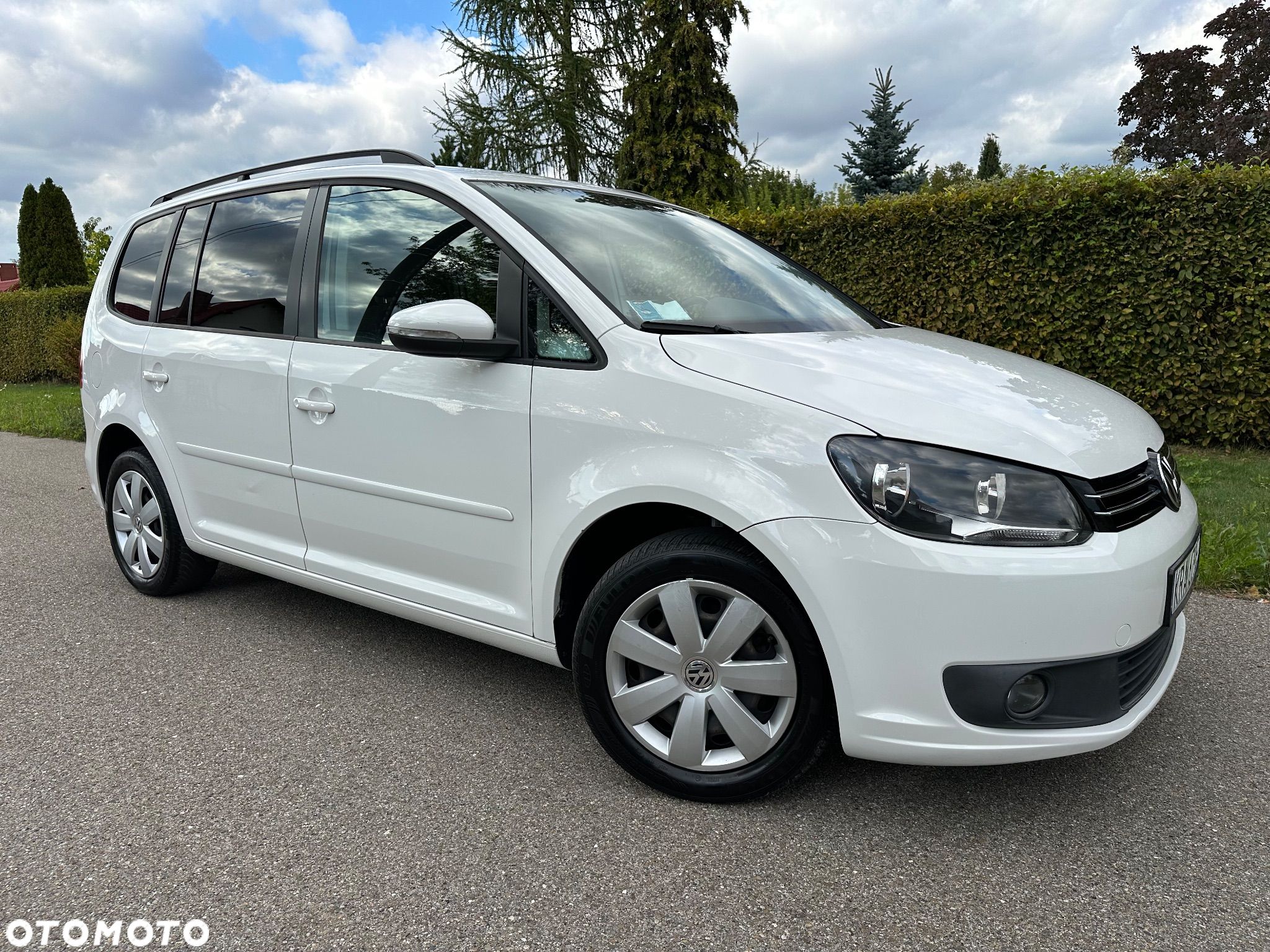Volkswagen Touran 1.6 TDI DPF BlueMotion Technology DSG Highline - 1